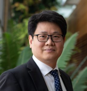 Picture of Professor Zhu
